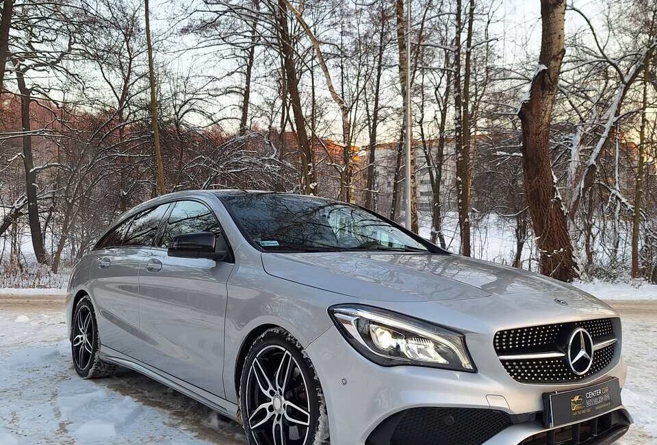 MERCEDES CLA 220