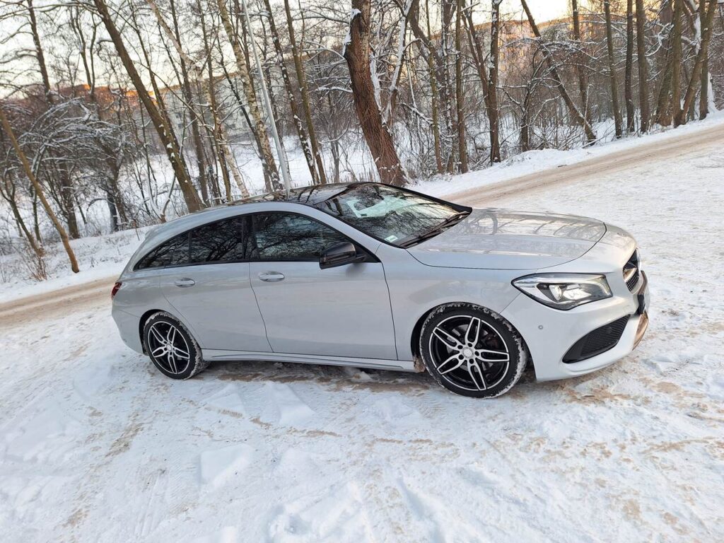 MERCEDES CLA 220