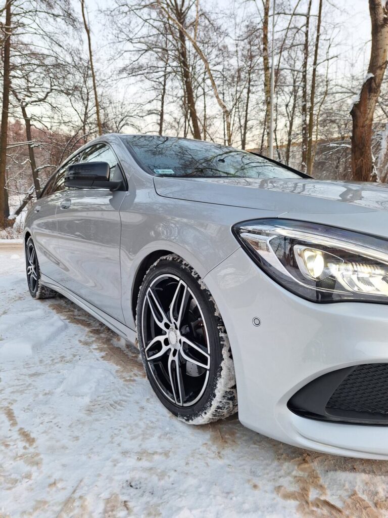 MERCEDES CLA 220